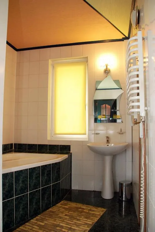 Argo Hotel Lviv 3*,