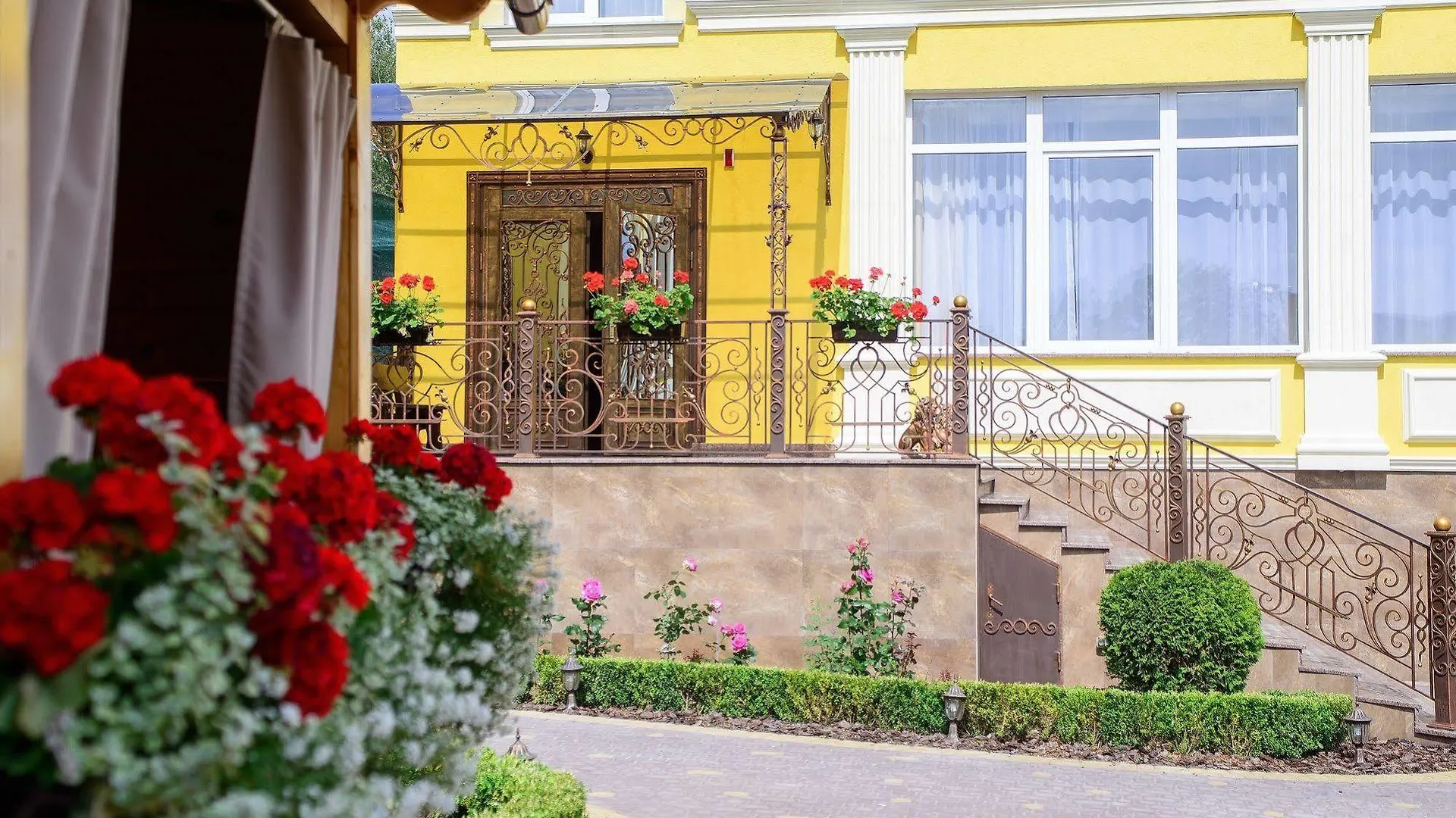 Argo Hotel Lviv