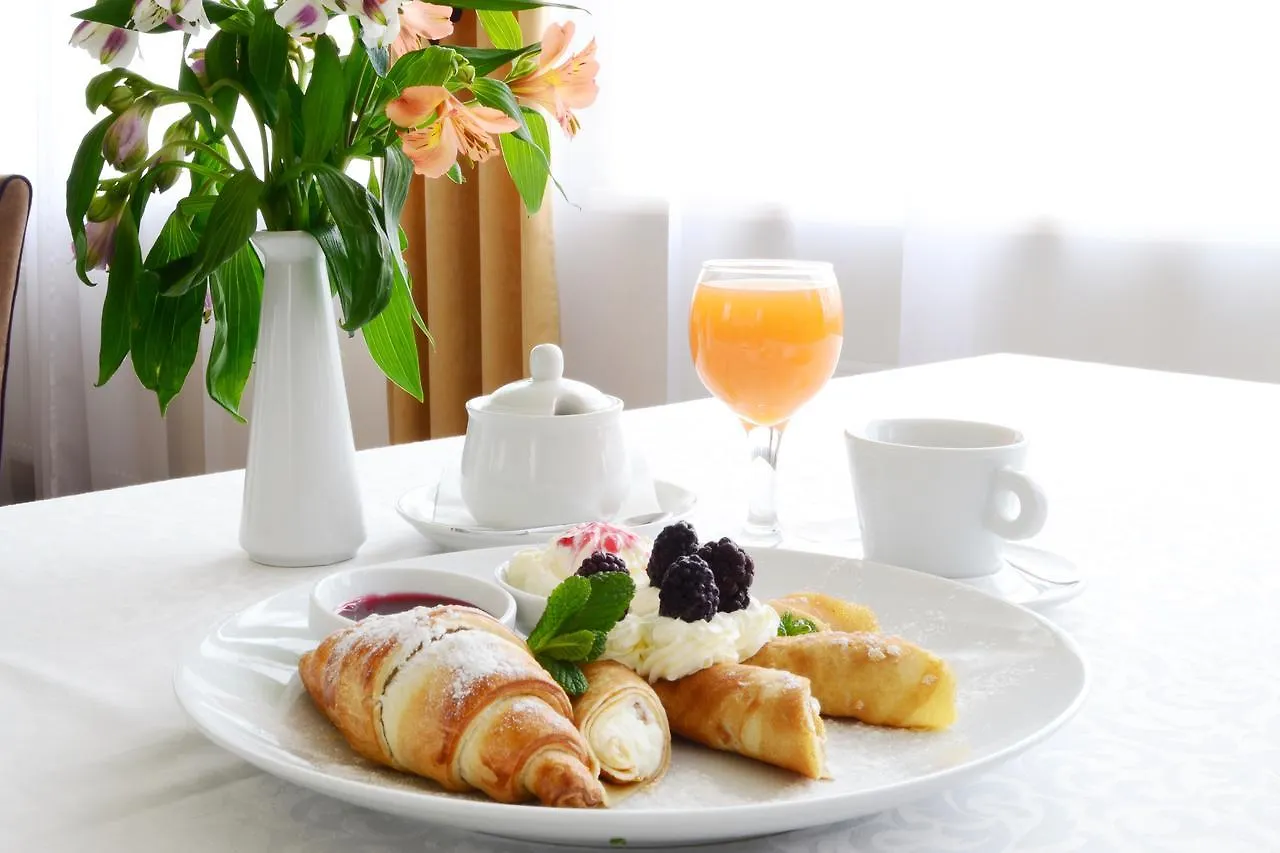 Argo Hotel Lviv